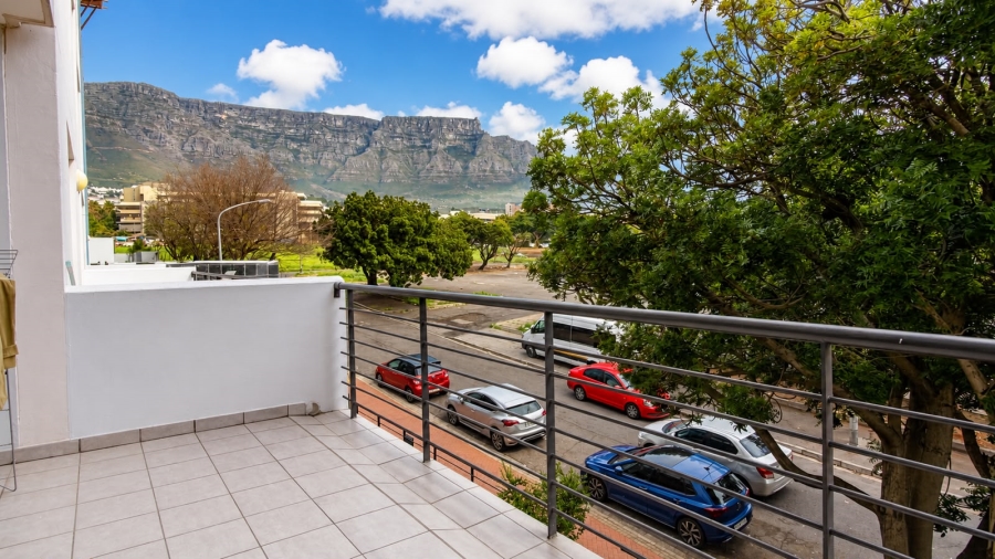 1 Bedroom Property for Sale in Zonnebloem Western Cape